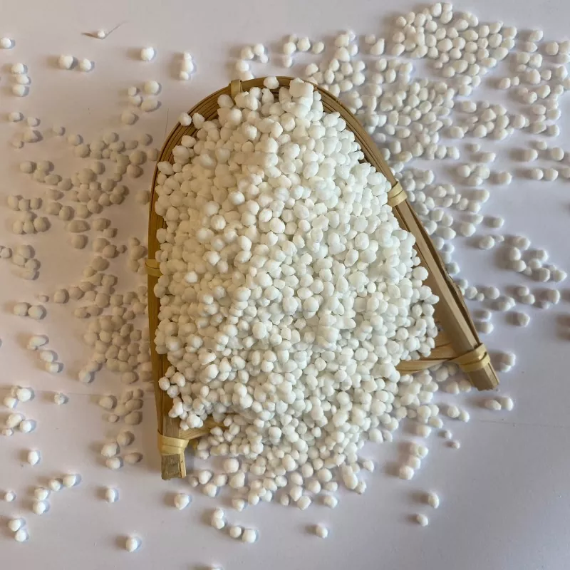 Hoe moet chemische grondstof ammoniumchloride veilig worden opgeslagen?